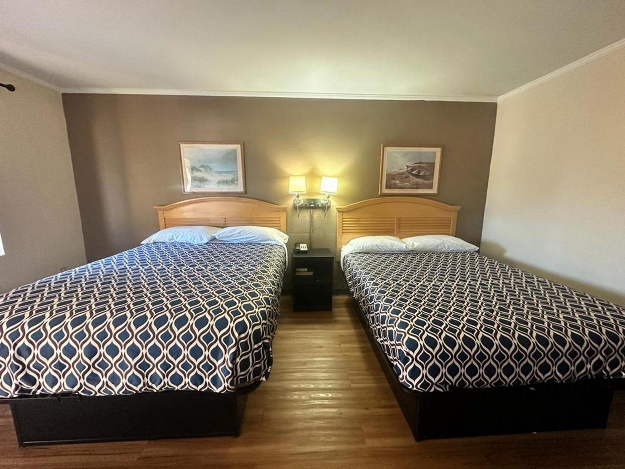 Loyalty Inn Rockingham Bagian luar foto