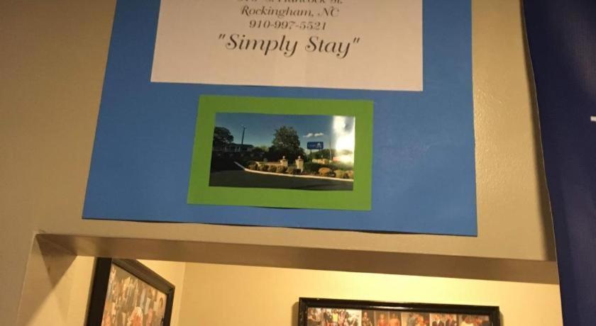 Loyalty Inn Rockingham Bagian luar foto