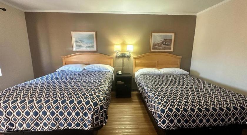 Loyalty Inn Rockingham Bagian luar foto
