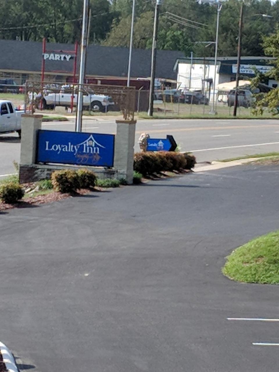 Loyalty Inn Rockingham Bagian luar foto
