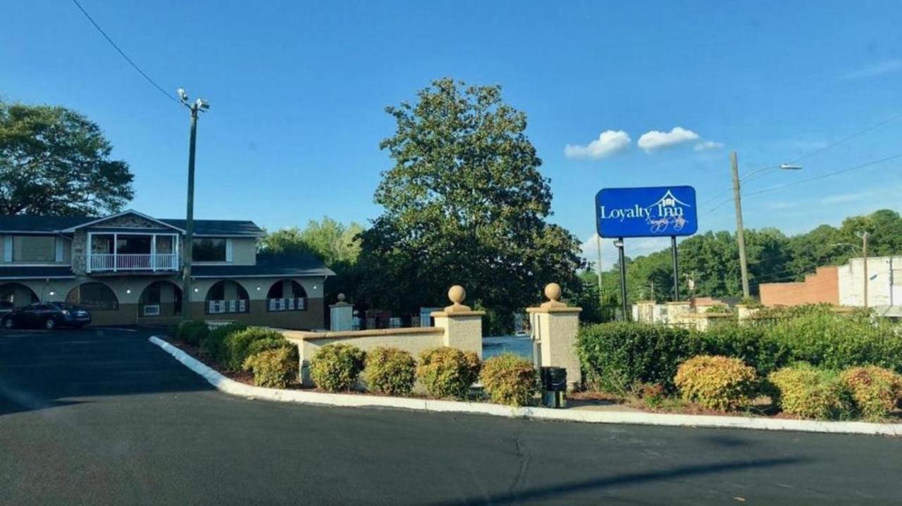 Loyalty Inn Rockingham Bagian luar foto
